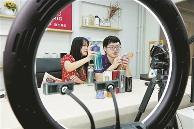 創(chuàng)意天堂 杭州市數(shù)字文化創(chuàng)意內(nèi)容應(yīng)用服務(wù)新篇章